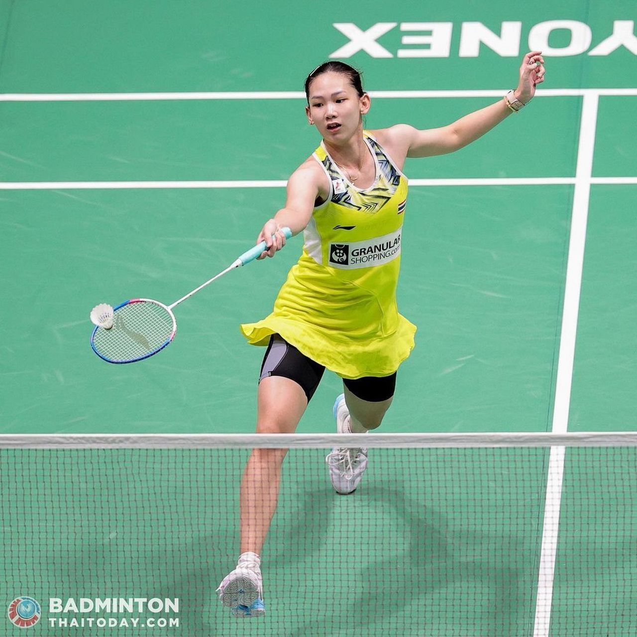 年轻并不是 年轻并不是