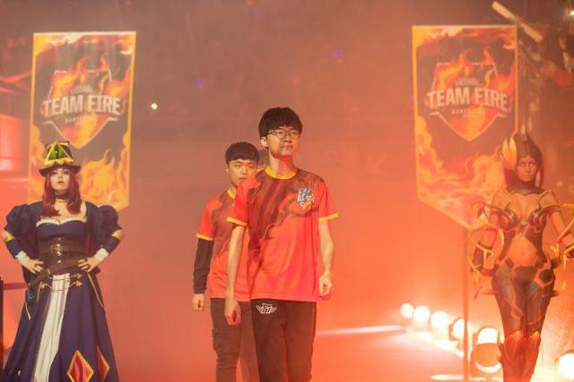 间音频与手 间音频与手